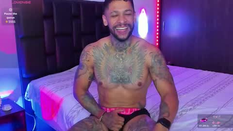 danyfitguy_ online show from January 8, 10:48 pm