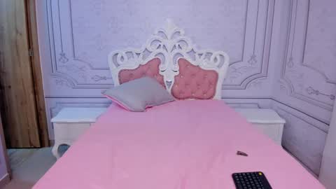 Daphne  online show from March 4, 8:46 am