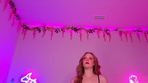 Daphne Madison online show from November 13, 11:51 pm