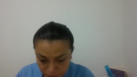 Snapshot of dapnne24 chatting on February 7, 1:43 pm dapnne online show from February 7, 1:43 pm