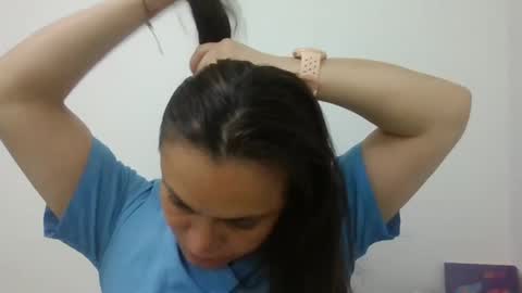 Snapshot of dapnne24 chatting on March 3, 3:11 pm dapnne online show from March 3, 3:11 pm