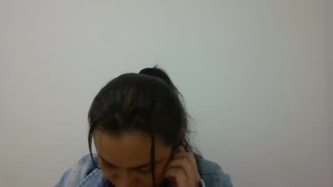 Snapshot of dapnne24 chatting on February 17, 1:33 pm dapnne online show from February 17, 1:33 pm