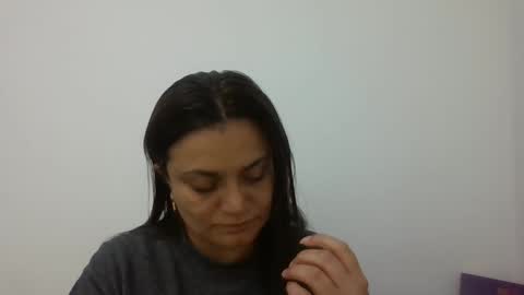 Snapshot of dapnne24 chatting on February 15, 4:12 pm dapnne online show from February 15, 4:12 pm