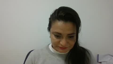 Snapshot of dapnne24 chatting on March 7, 8:44 pm dapnne online show from March 7, 8:44 pm