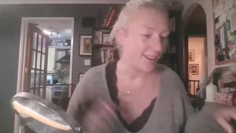 Darcy online show from February 2, 9:05 am