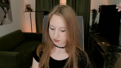 Daria Tate online show from May 17, 1:09 pm