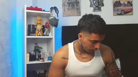 Snapshot of darius_phoenix chatting on March 10, 3:12 am Darius Phoenix online show from March 10, 3:12 am