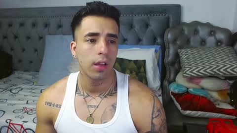 Snapshot of darius_phoenix chatting on February 26, 7:55 am Darius Phoenix online show from February 26, 7:55 am