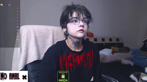 Anessa  online show from March 6, 10:15 pm