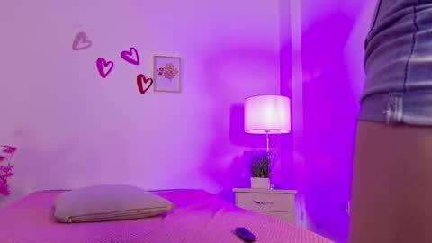 dark_angell77 online show from May 27, 11:07 am