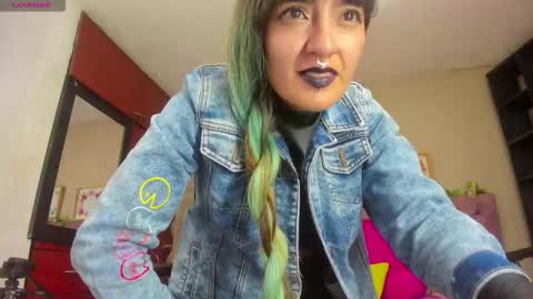 dark_dominika online show from November 18, 11:48 pm