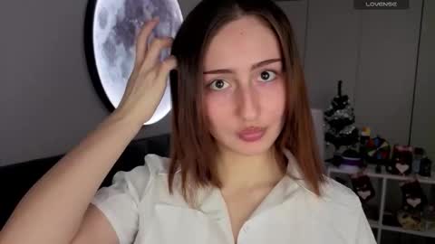 Emily online show from January 16, 7:28 am