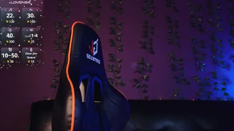 Snapshot of dark_vamp_ chatting on January 19, 12:38 am Vamp  online show from January 19, 12:38 am