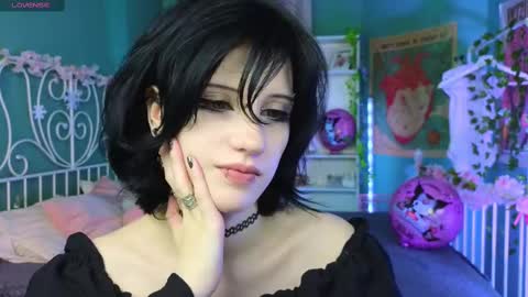 Snapshot of dark_vamp_ chatting on February 20, 8:47 pm Vamp  online show from February 20, 8:47 pm