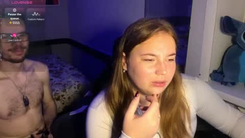 darkcharm1 online show from November 12, 8:11 pm