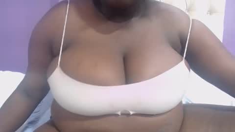 darkgiantmelanin online show from May 12, 7:12 pm