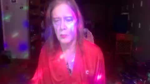 darla_darling1222101 online show from April 29, 8:52 am