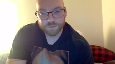 darlcomllc online show from February 6, 4:31 am
