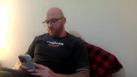 darlcomllc online show from January 28, 4:29 am