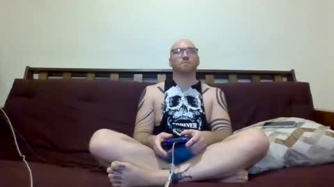 darlcomllc online show from February 26, 11:19 pm