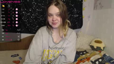 darling_tony18 online show from December 3, 5:35 pm