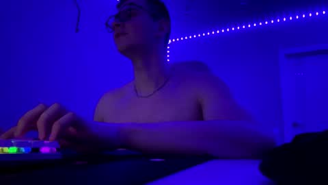 dartallo online show from March 2, 9:43 pm