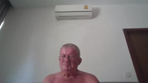 darwincock online show from May 11, 5:03 am