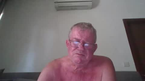darwincock online show from May 15, 4:43 am