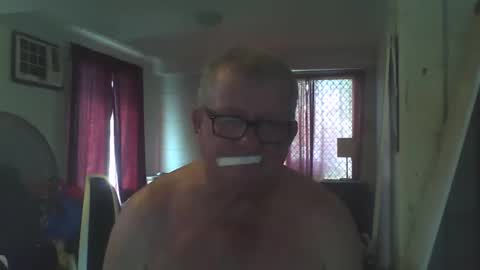 darwincock online show from December 24, 6:11 am