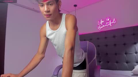 angel online show from November 28, 2:57 pm