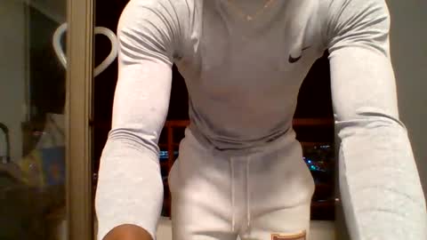 dave_blackcock831930 online show from June 4, 11:22 pm