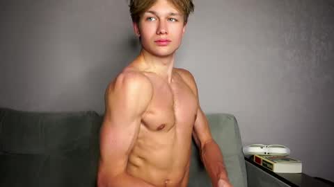 DAVE online show from April 15, 5:00 am