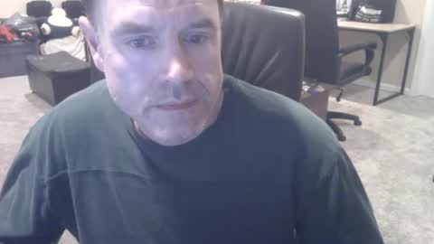 daved14u online show from October 25, 6:57 am