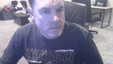 daved14u online show from November 24, 7:29 am