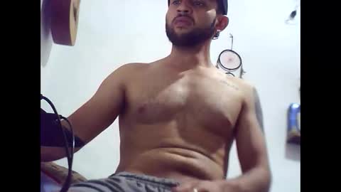 david23vergota online show from February 11, 8:23 pm