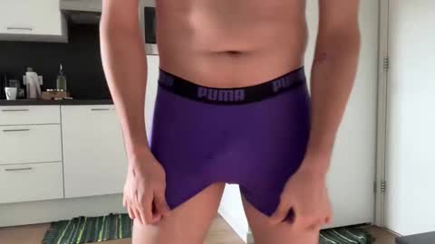 Skinny Big online show from November 23, 10:57 am