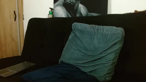 Twitter davidsanctum online show from November 3, 9:38 pm