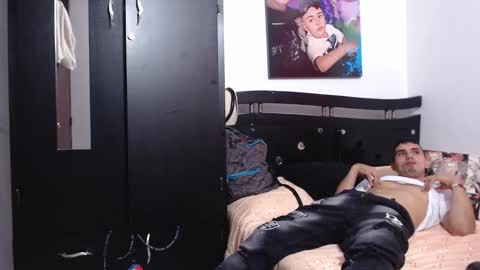 Snapshot of david_hornyx chatting on October 29, 7:14 pm David... online show from October 29, 7:14 pm