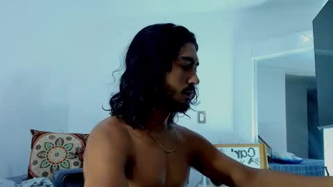 Hey im David that loves to explore and speak their fantasies. Very open talktative and nice. Feel free to chat with me online show from November 11, 9:55 am