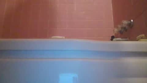 Snapshot of davidbigdick24 chatting on December 3, 6:22 pm David online show from December 3, 6:22 pm