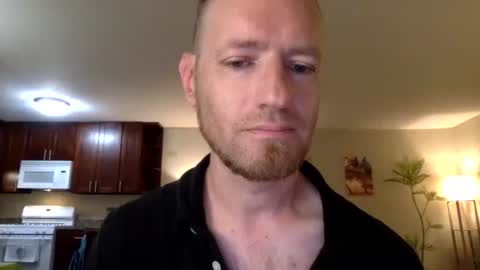 Snapshot of davidwilcox1982 chatting on October 7, 2:29 am Dave online show from October 7, 2:29 am