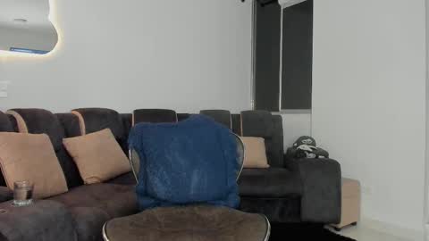 Snapshot of davis_alx chatting on February 15, 12:59 am davis  instagram davis alx1 online show from February 15, 12:59 am