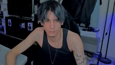 davis online show from April 29, 5:23 am