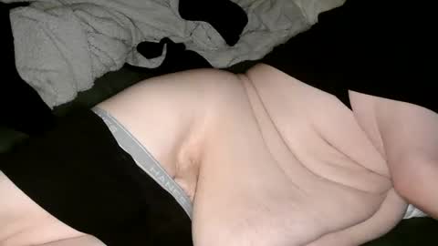 dawg_73 online show from October 18, 3:27 pm