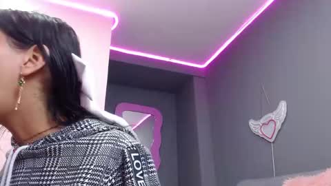 day_demoni online show from April 28, 1:59 pm