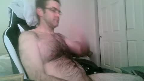 Snapshot of dbfroge chatting on March 1, 10:31 pm dbfroge online show from March 1, 10:31 pm