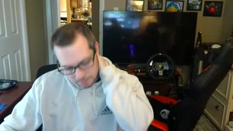 ddeeeezznnuuttzz online show from January 14, 2:29 am