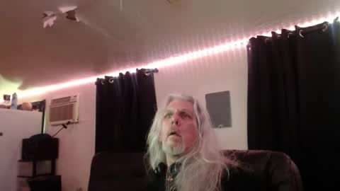 deaconoddeye online show from December 19, 8:04 pm