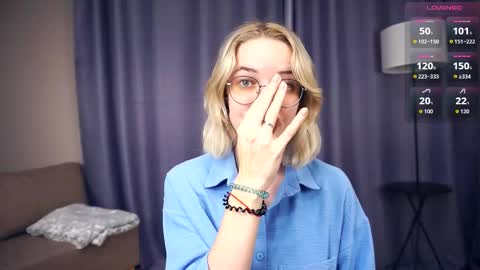 Charlie 18yo online show from September 10, 4:08 pm