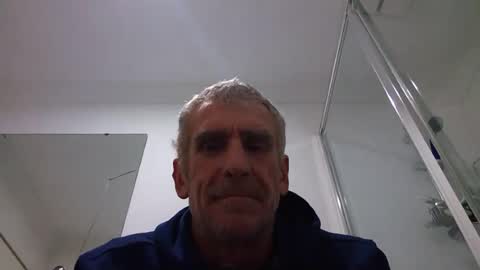 deanofflove2210 online show from August 4, 1:01 am